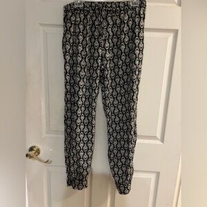 Women’s Casual Pants - Large EUC